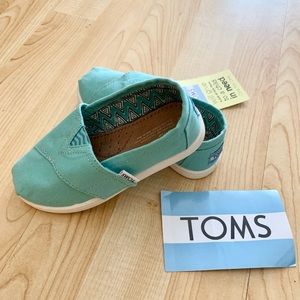 Aqua TOMS